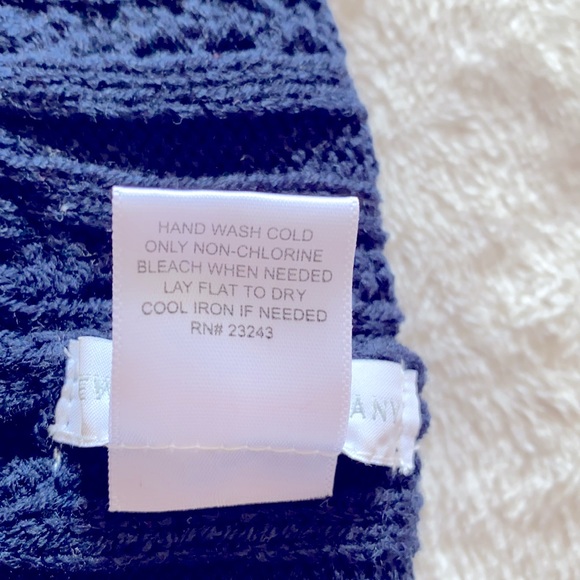 NEW YORK COMPANY HAT - Picture 7 of 7